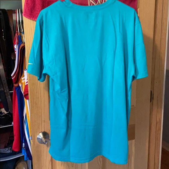 Nike Dri-Fit LeBron James Shirt - Picture 2 of 3